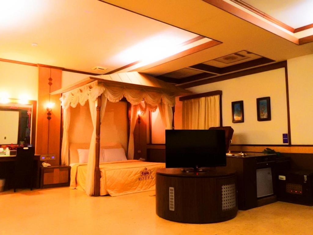 Swan Lake Motel Guishan Exterior photo