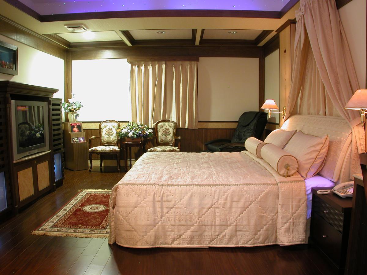 Swan Lake Motel Guishan Exterior photo